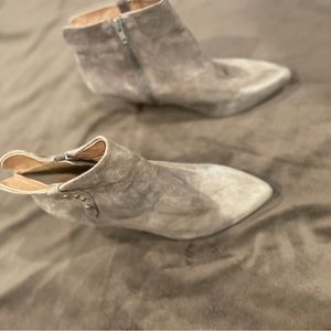 Corso Como boots gold detail